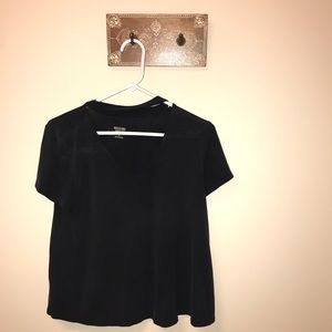 Dark choker tshirt